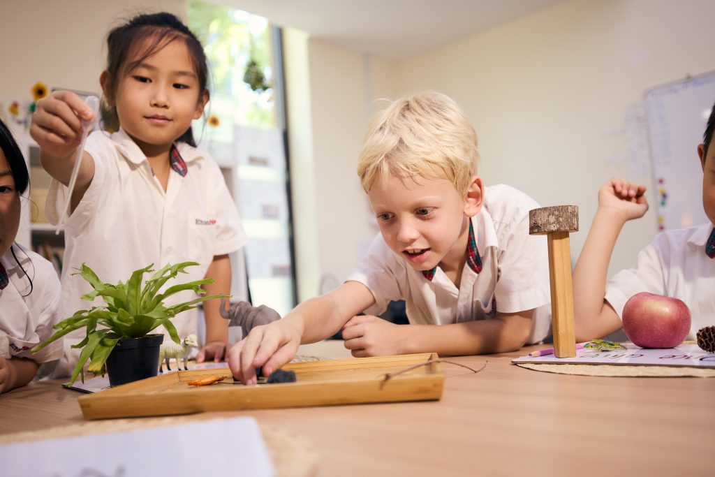 How to Raise A Curious Child?